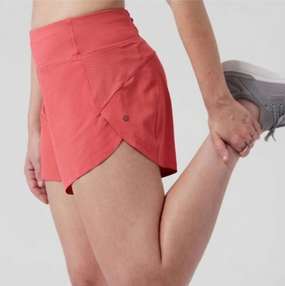 Athleta Pants - ATHLETA Women's Run With It 3.5" Zip Pocket Athletic Shorts! XL Exellent